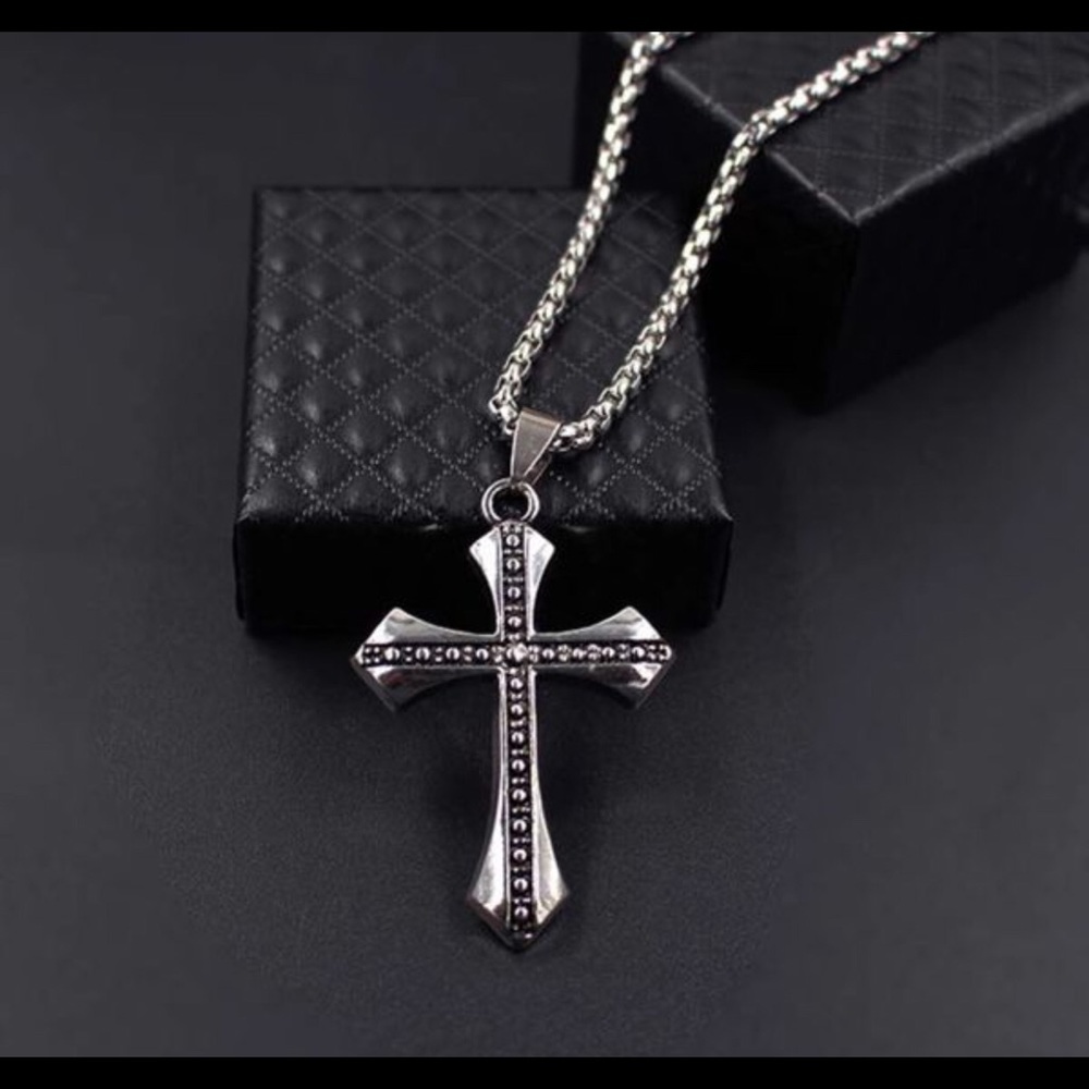 Fashion Cross Pendant Necklace